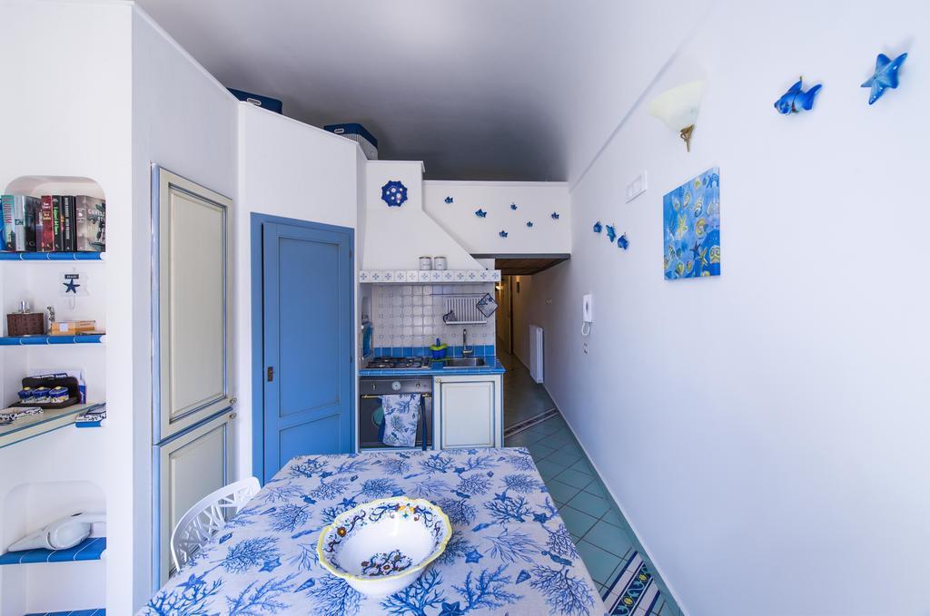 B&B Viacampo6 Atrani Bilik gambar